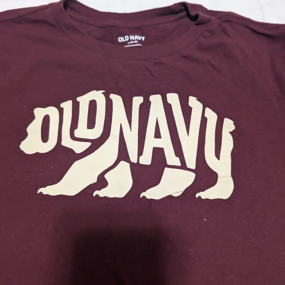 Old Navy Kids Burgundy Graphic Tee